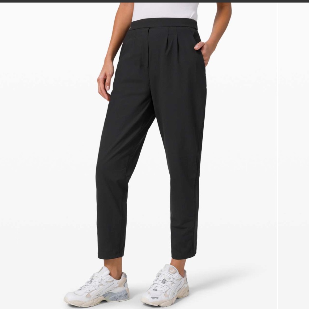 Lululemon Essential High-Rise Trouser Black 2‎